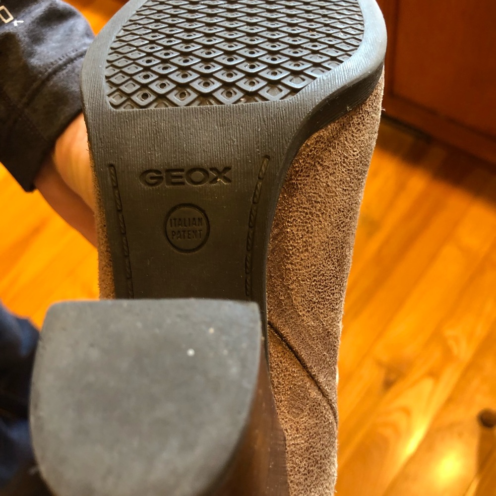 Geox booties - Picture 2 of 9